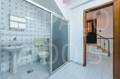 Moradia T5 para Venda em Barcarena