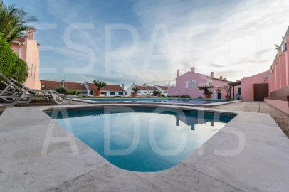 Moradia T5 para Venda em Barcarena