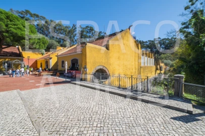 Moradia T5 para Venda em Barcarena