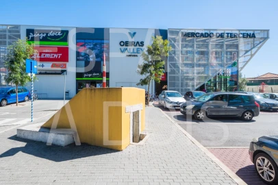 Moradia T5 para Venda em Barcarena