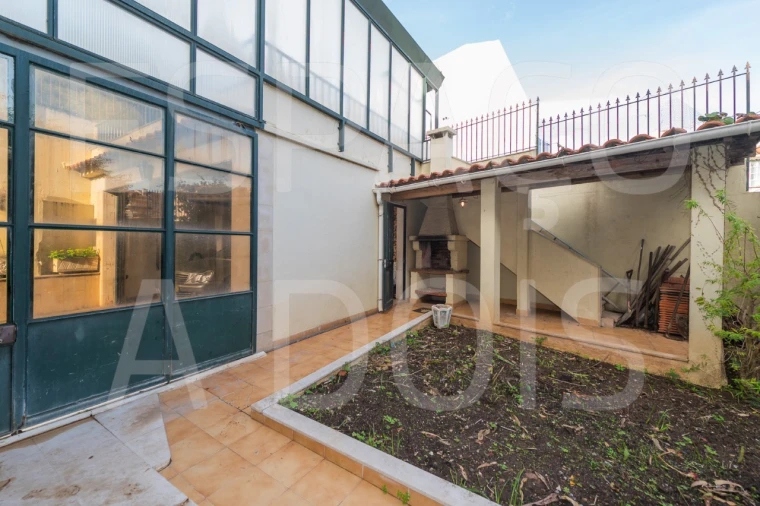 Moradia T5 para Venda em Barcarena Foto 28