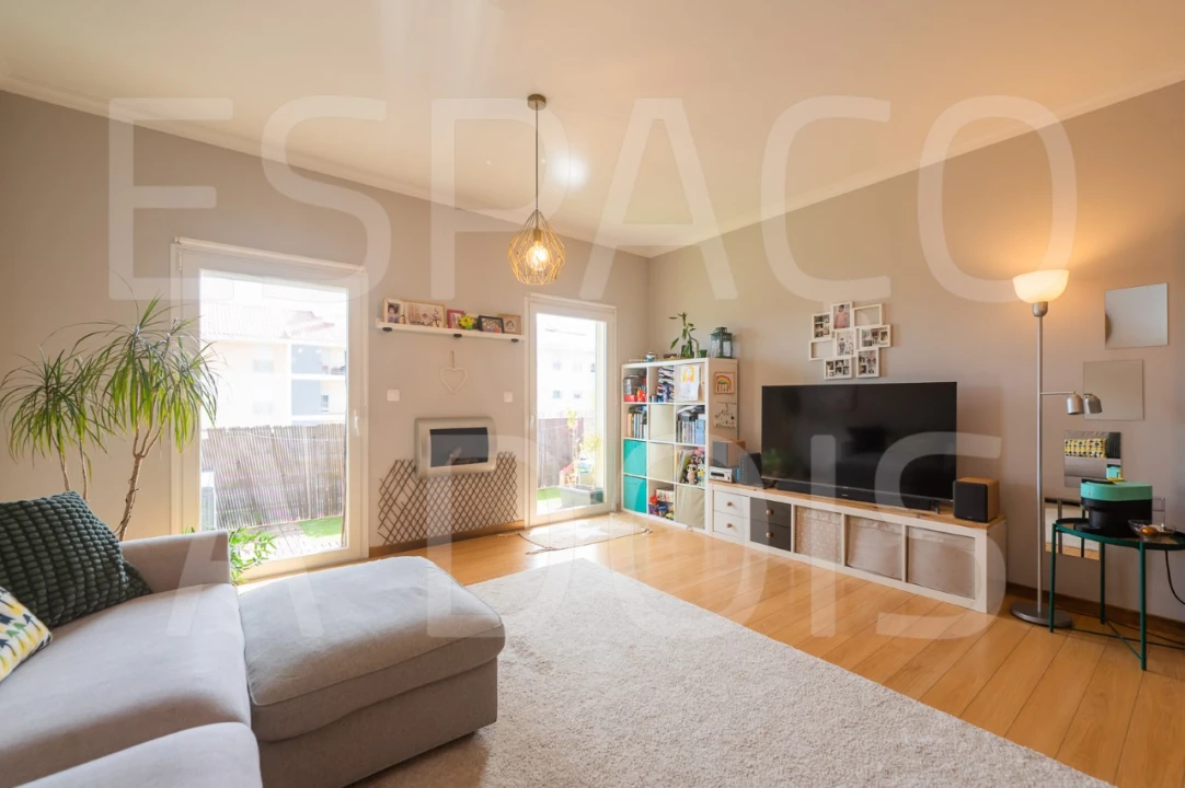 Apartamento T3 para Venda em Pontinha e Famões Foto 5