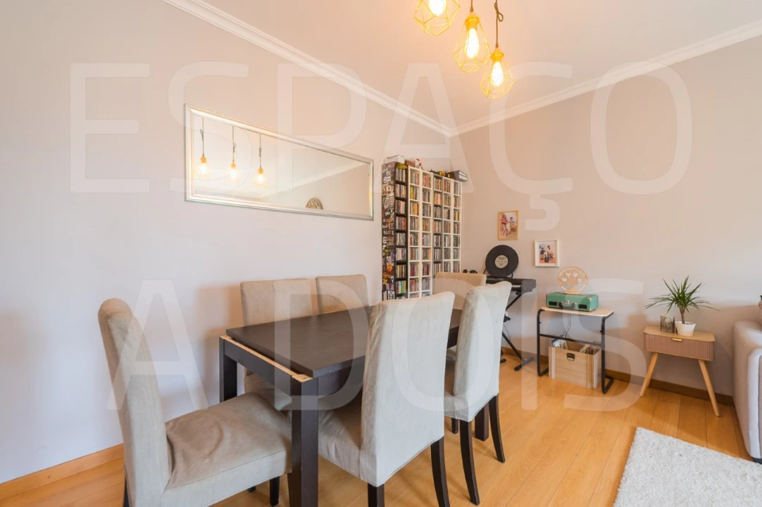 Apartamento T3 para Venda em Pontinha e Famões Foto 13