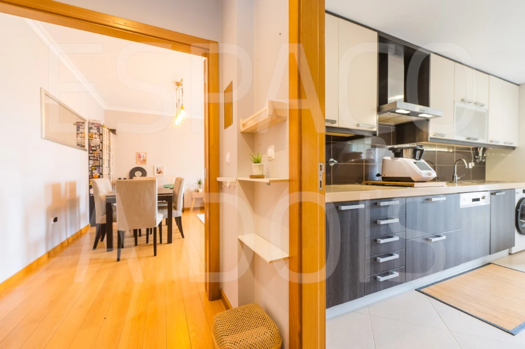 Apartamento T3 para Venda em Pontinha e Famões Foto 15