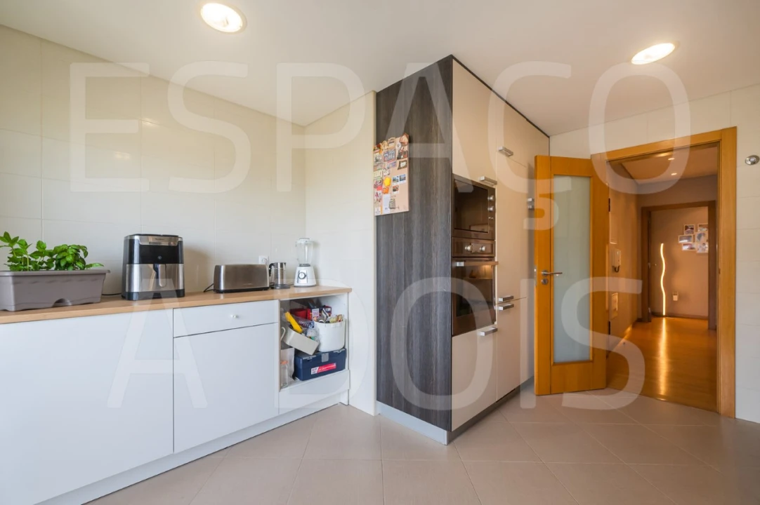 Apartamento T3 para Venda em Pontinha e Famões Foto 21