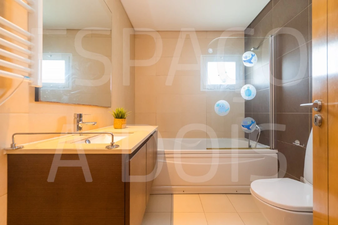 Apartamento T3 para Venda em Pontinha e Famões Foto 32