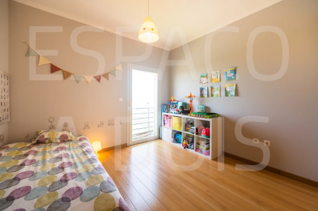 Apartamento T3 para Venda em Pontinha e Famões Foto 47