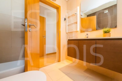 Apartamento T3 para Venda em Pontinha e Famões