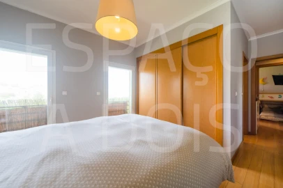 Apartamento T3 para Venda em Pontinha e Famões