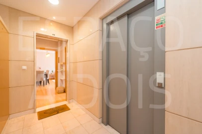 Apartamento T3 para Venda em Pontinha e Famões