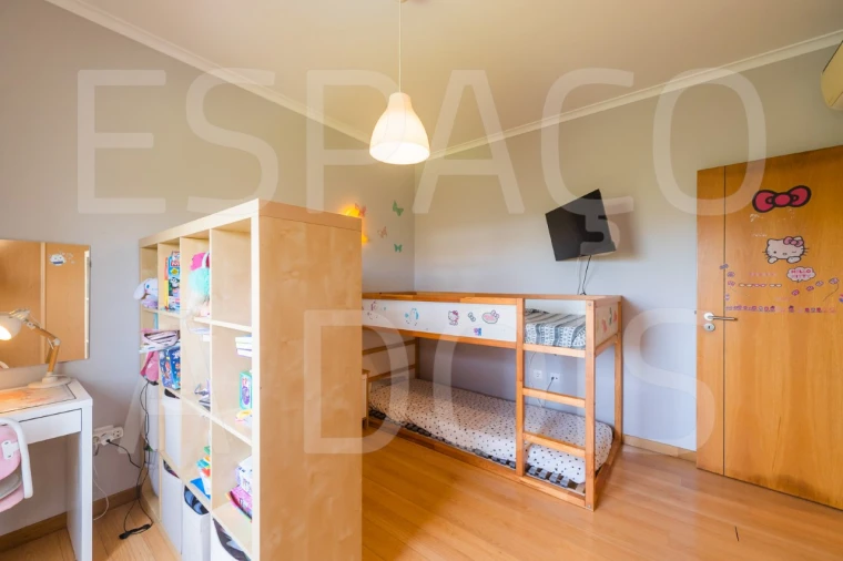 Apartamento T3 para Venda em Pontinha e Famões Foto 42