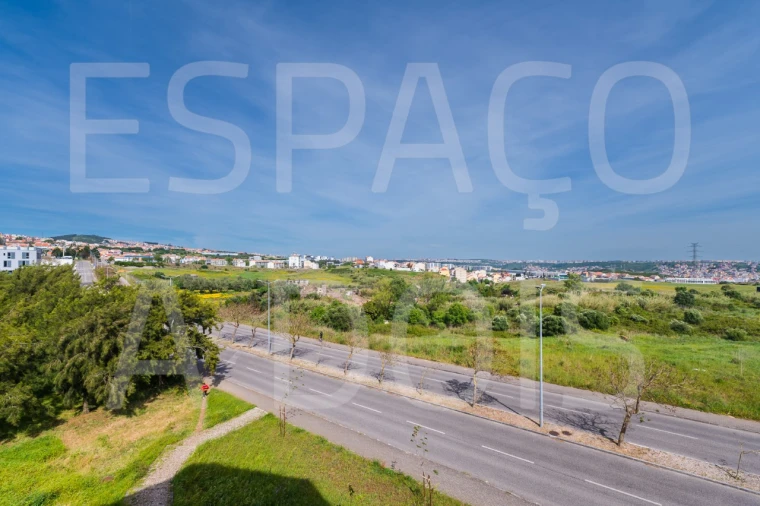 Apartamento T3 para Venda em Pontinha e Famões Foto 44