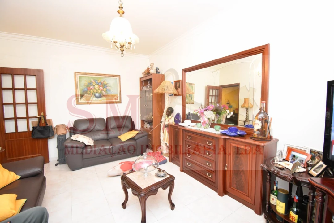 Apartamento T2 para Venda em Seixal, Arrentela e Aldeia de Paio Pires Foto 4