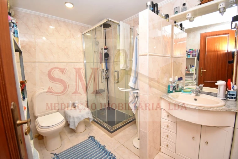 Apartamento T2 para Venda em Seixal, Arrentela e Aldeia de Paio Pires Foto 10