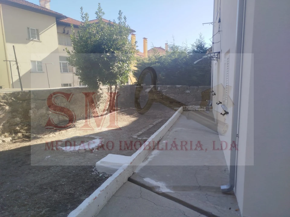 Apartamento T5 para Venda em Guarda Foto 17