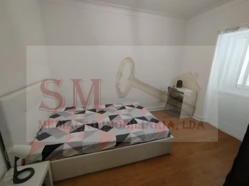 Apartamento T5 para Venda em Guarda