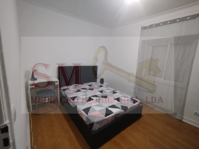 Apartamento T5 para Venda em Guarda Foto 5