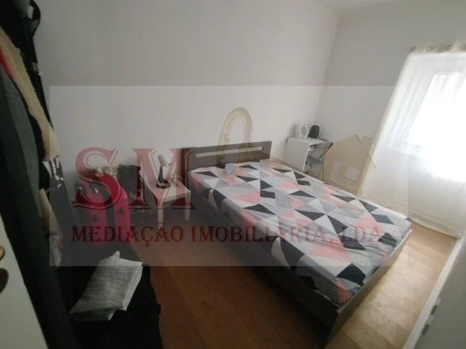 Apartamento T5 para Venda em Guarda Foto 11