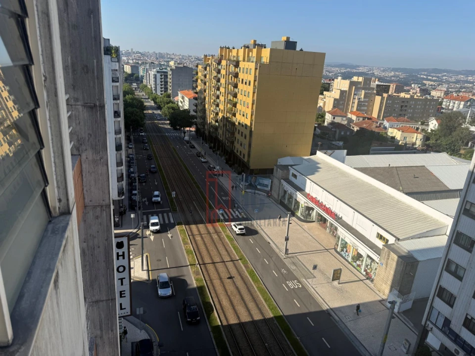 Apartamento T3 para Venda em Mafamude e Vilar do Paraíso Foto 4