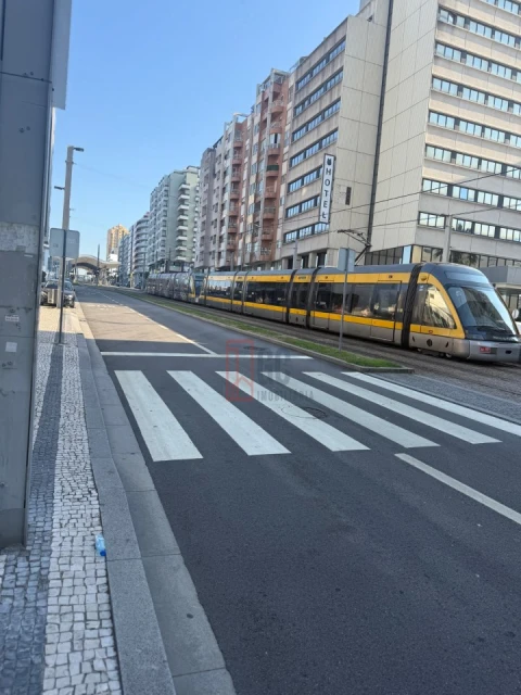 Apartamento T3 para Venda em Mafamude e Vilar do Paraíso