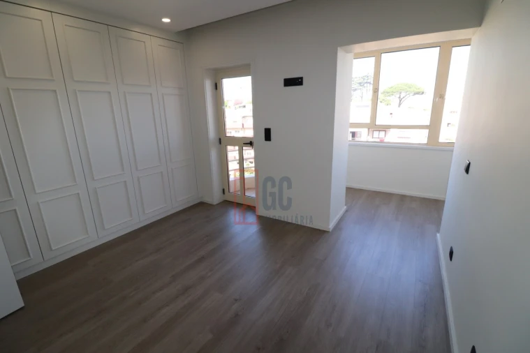 Apartamento T3 para Venda em Mafamude e Vilar do Paraíso Foto 38