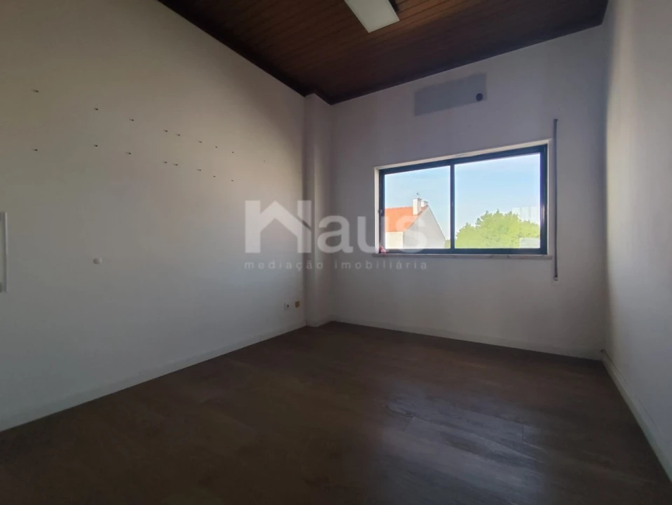 Escritório para Arrendamento em Pinhal Novo Foto 9