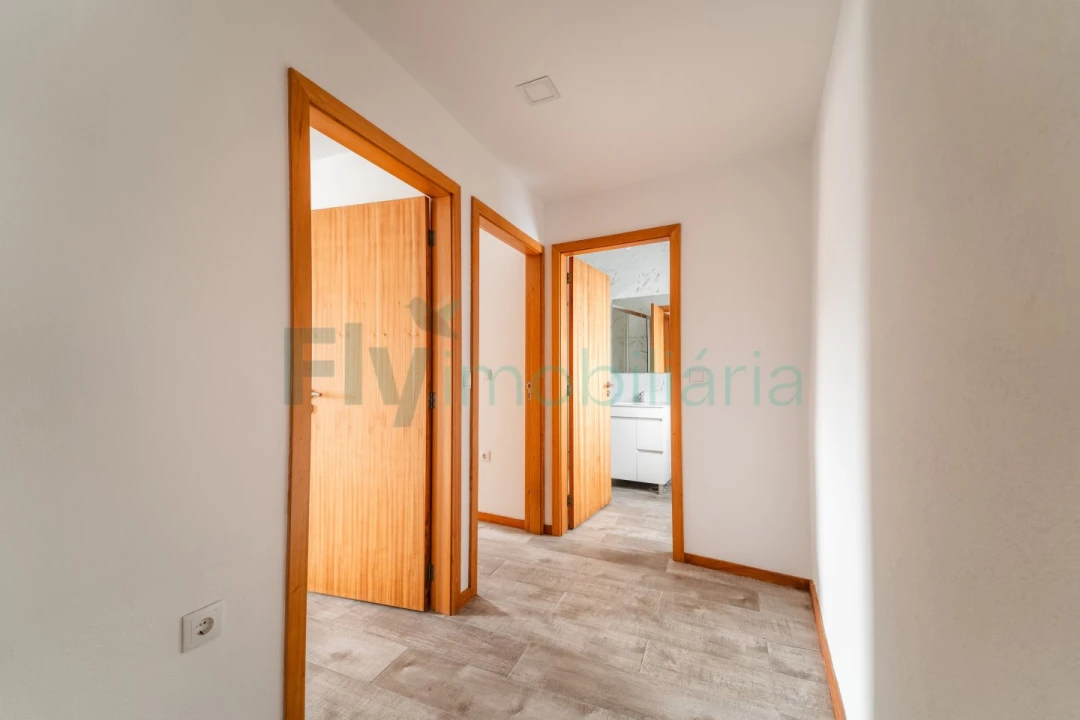 Moradia T3 para Venda em Conde e Gandarela Foto 29