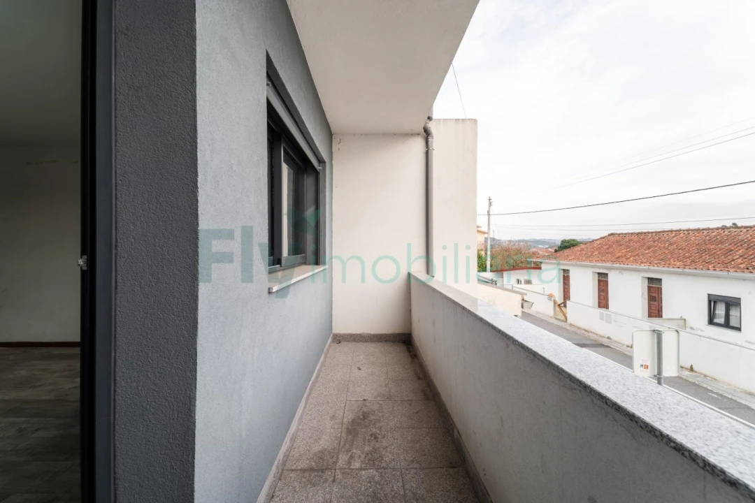 Moradia T3 para Venda em Conde e Gandarela Foto 35