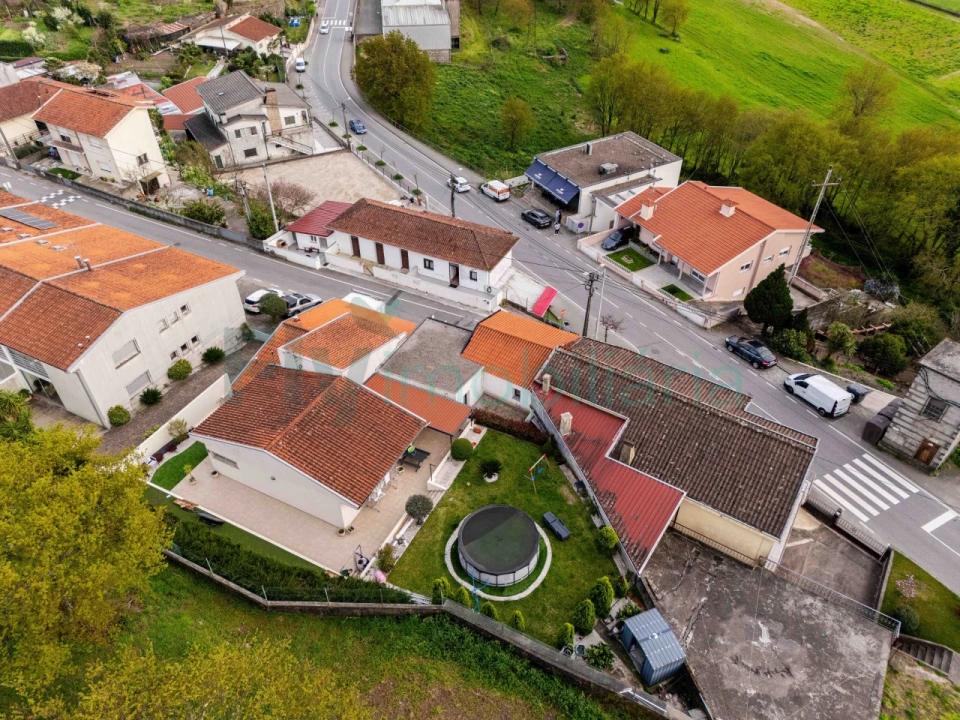 Moradia T3 para Venda em Conde e Gandarela Foto 50