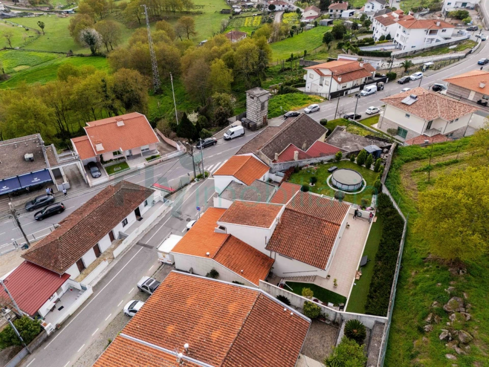 Moradia T3 para Venda em Conde e Gandarela Foto 51