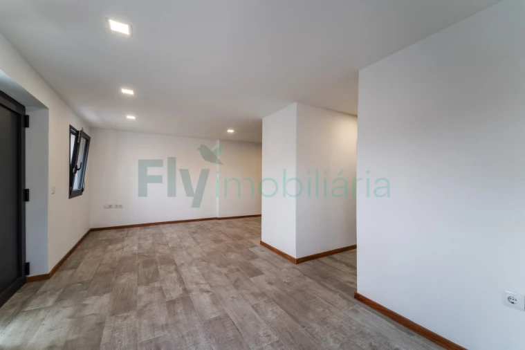 Moradia T3 para Venda em Conde e Gandarela Foto 3