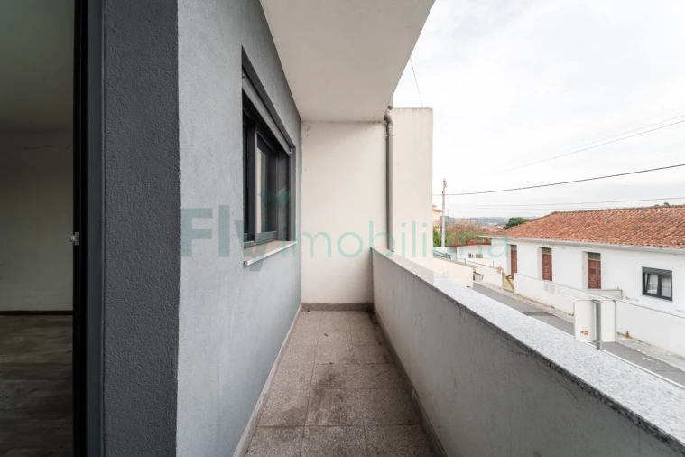 Moradia T3 para Venda em Conde e Gandarela Foto 35