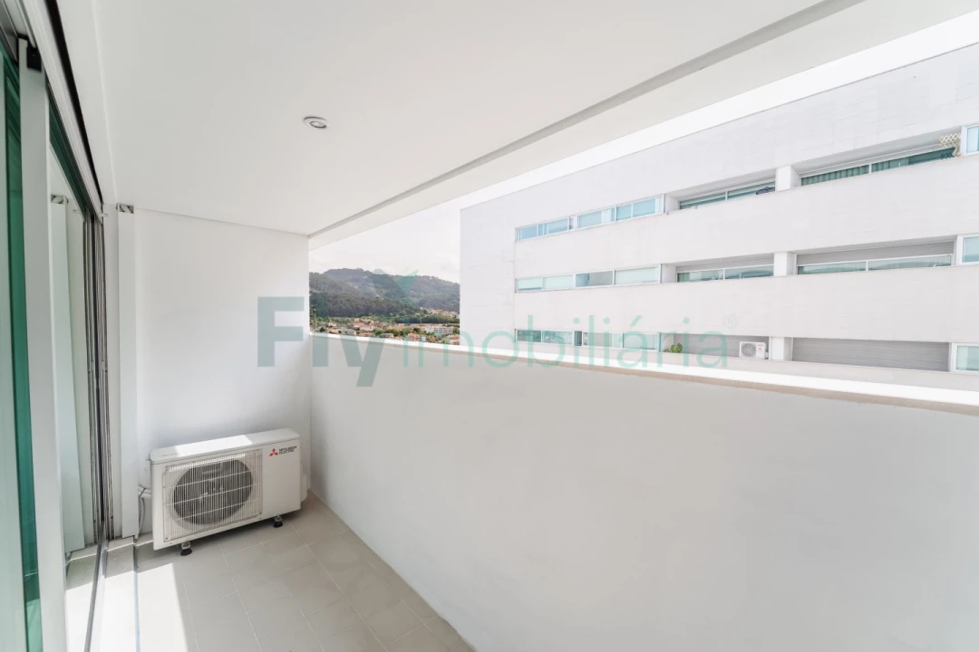 Apartamento T2 para Venda em Caldas de Vizela (São Miguel e São João) Foto 14