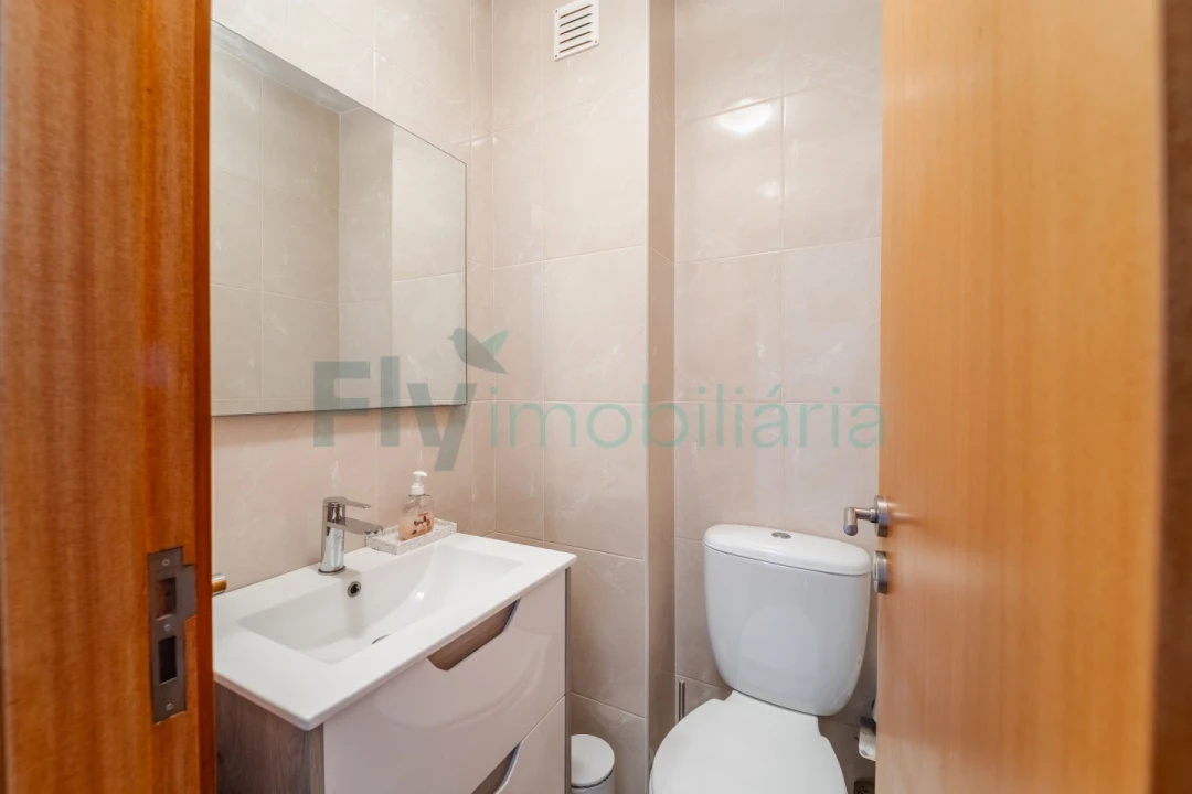 Apartamento T2 para Venda em Caldas de Vizela (São Miguel e São João) Foto 12
