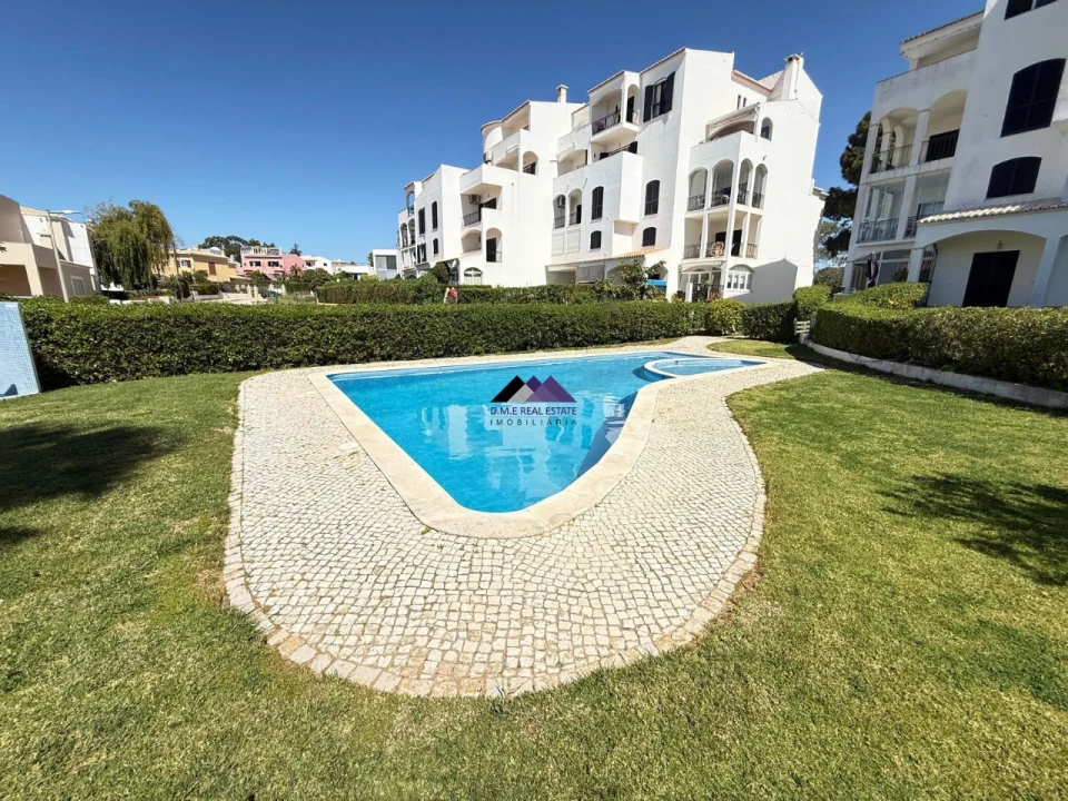 Apartamento T3 para Venda em Portimão Foto 3