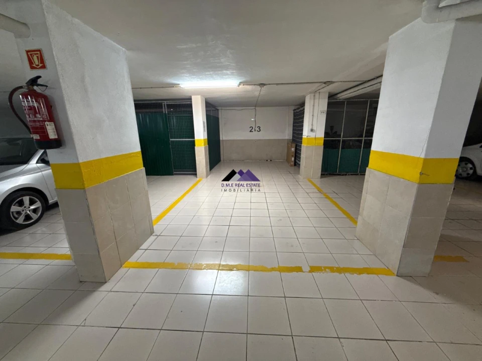 Apartamento T3 para Venda em Portimão Foto 9