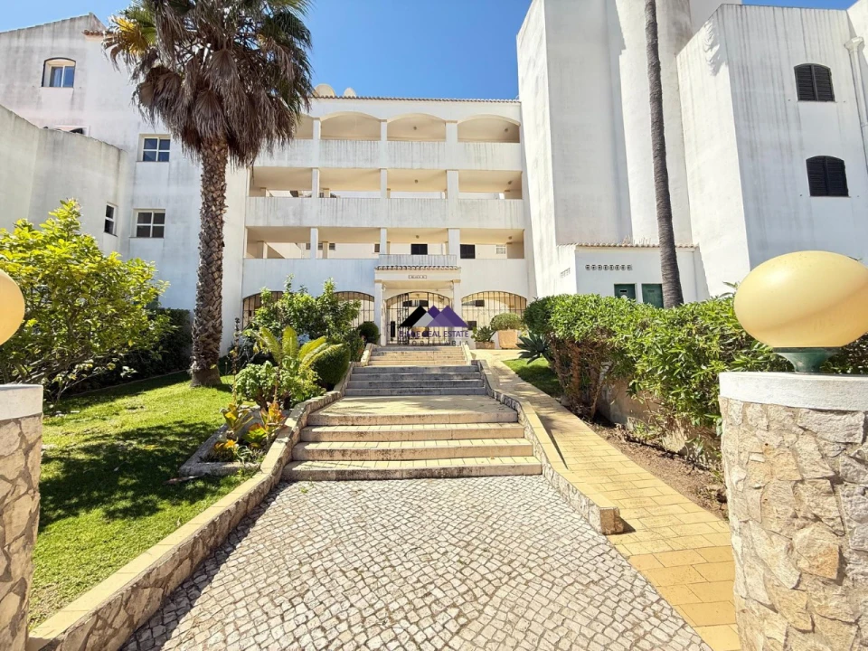 Apartamento T3 para Venda em Portimão Foto 11
