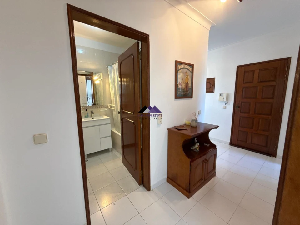 Apartamento T3 para Venda em Portimão Foto 33