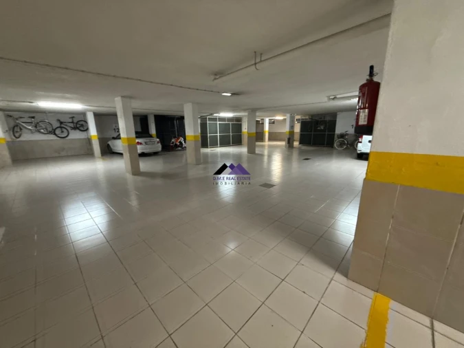 Apartamento T3 para Venda em Portimão Foto 8
