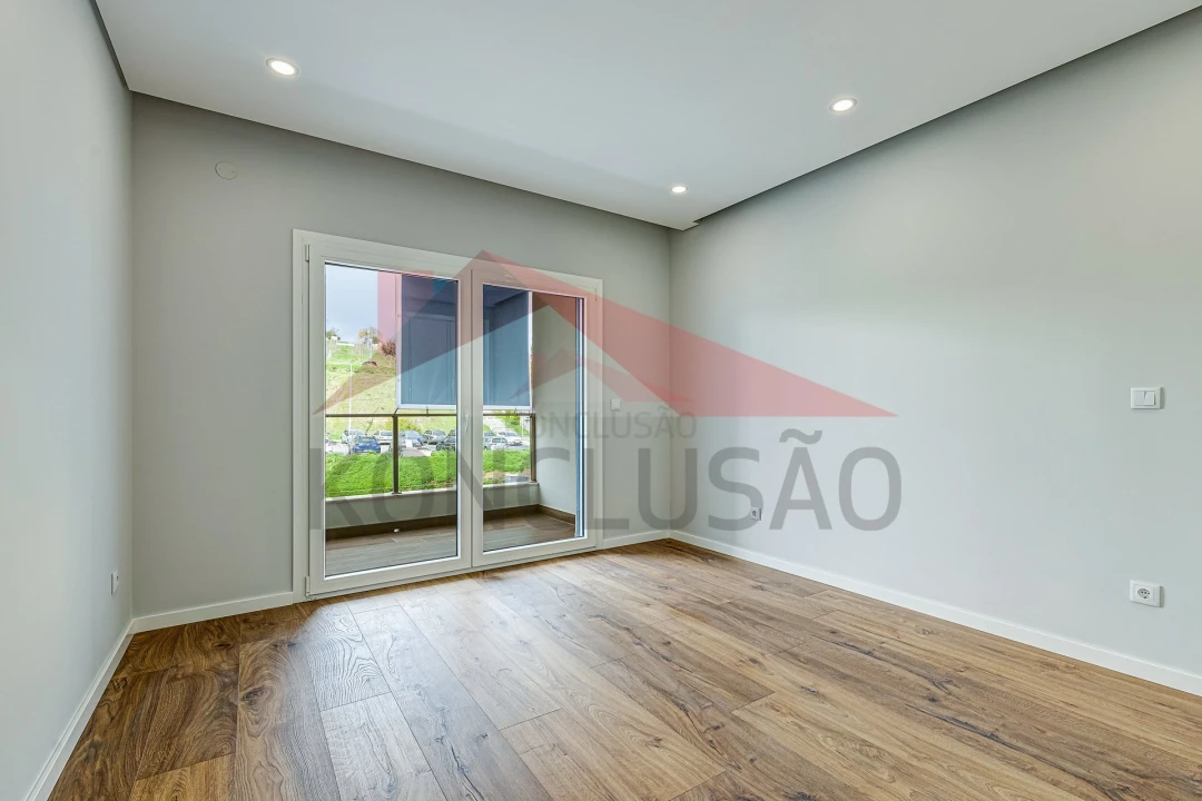 Apartamento T3 para Venda em Alverca do Ribatejo e Sobralinho Foto 17