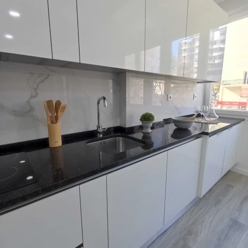 Apartamento T3 para Venda em Benfica Foto 4