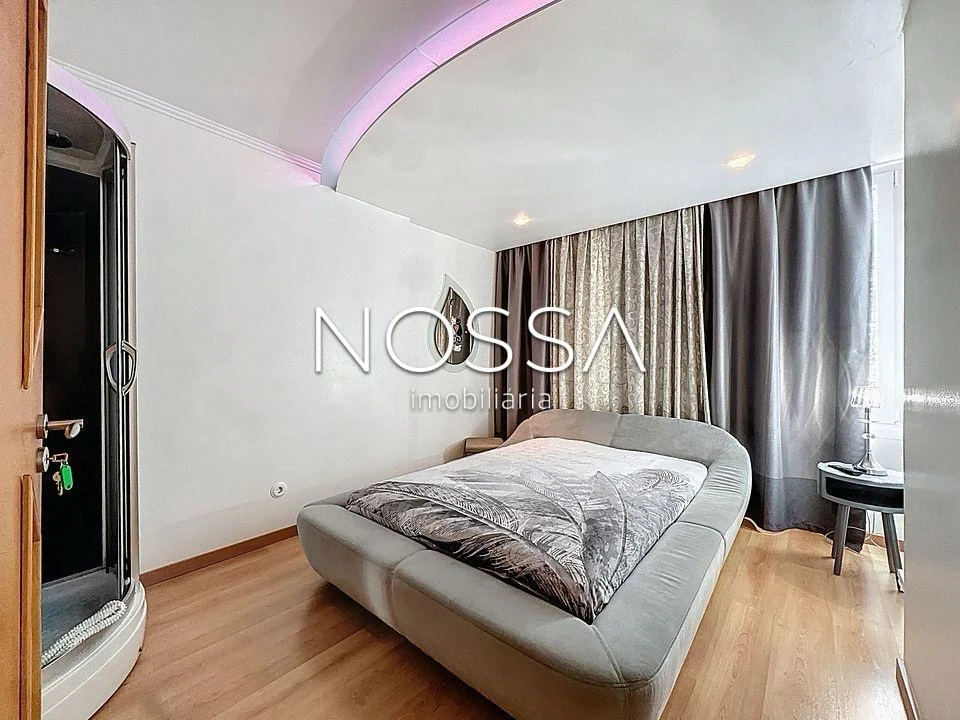 Apartamento T4 para Venda em São Domingos de Benfica Foto 1