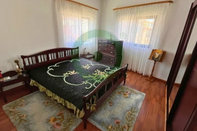 Moradia T3 para Venda em Curopos e Vale de Janeiro