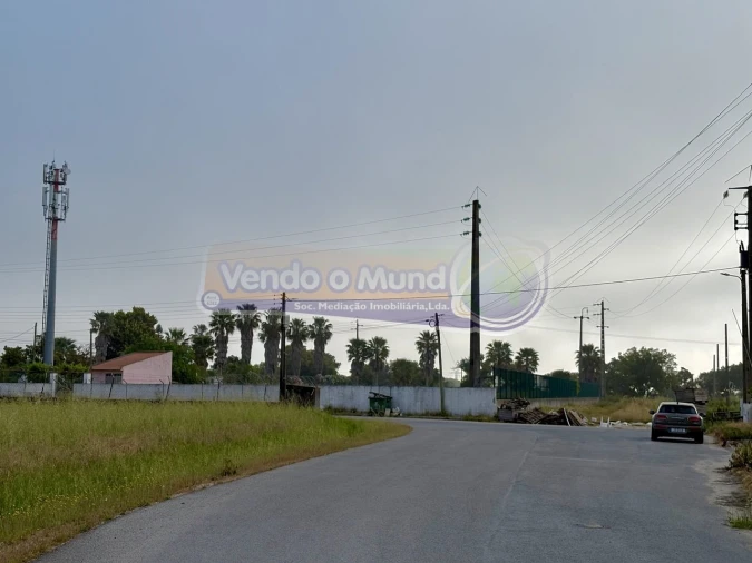 Terreno para Venda em Samora Correia Foto 3