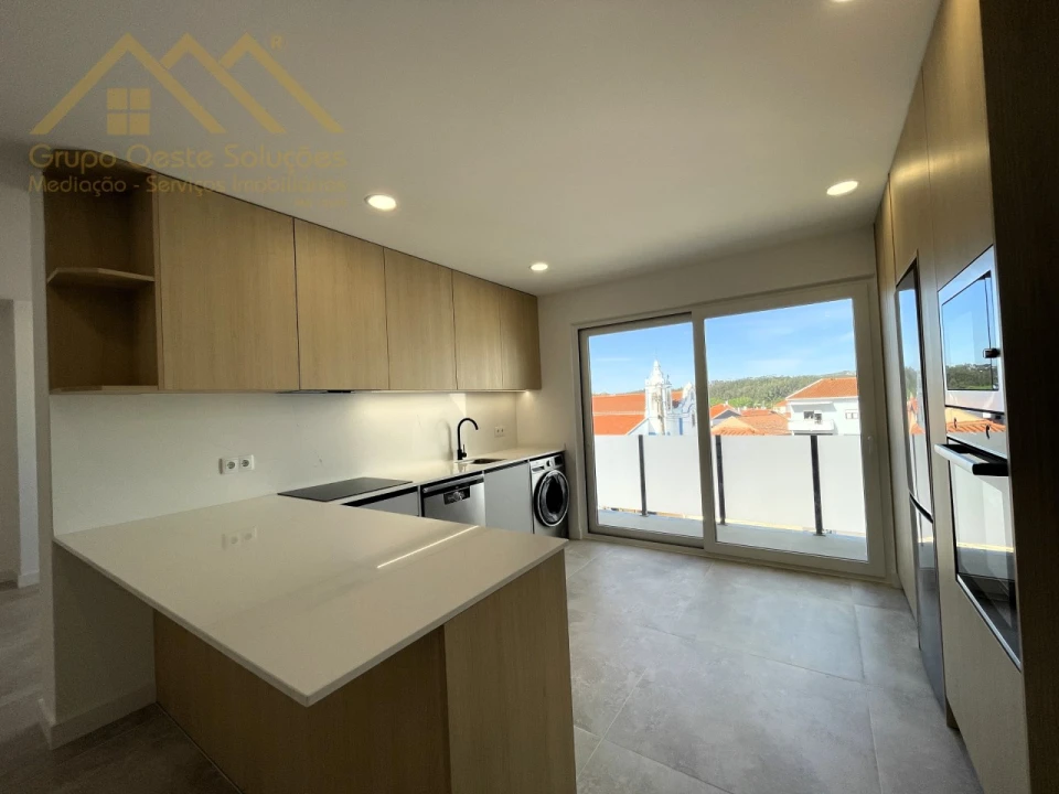 Apartamento T2 para Venda em Santa Maria, São Pedro e Matacães Foto 8