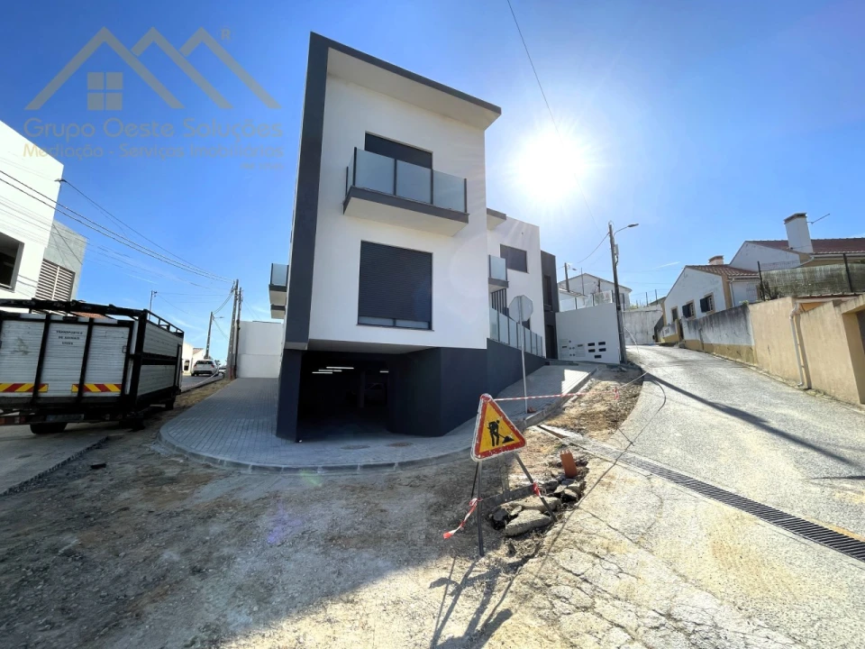 Apartamento T2 para Venda em Santa Maria, São Pedro e Matacães Foto 31