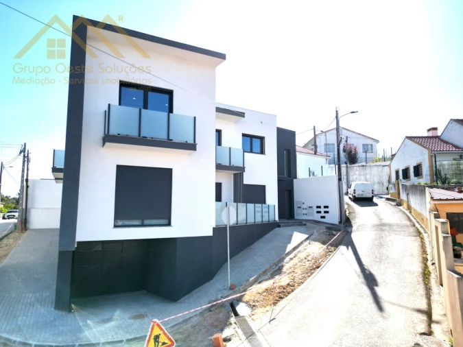 Apartamento T2 para Venda em Santa Maria, São Pedro e Matacães Foto 3