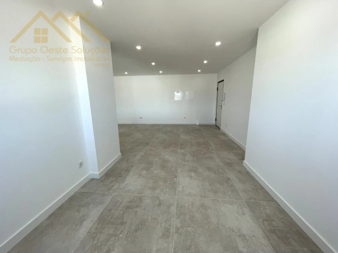 Apartamento T2 para Venda em Santa Maria, São Pedro e Matacães Foto 6