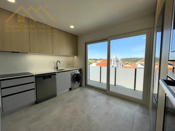 Apartamento T2 para Venda em Santa Maria, São Pedro e Matacães Foto 10