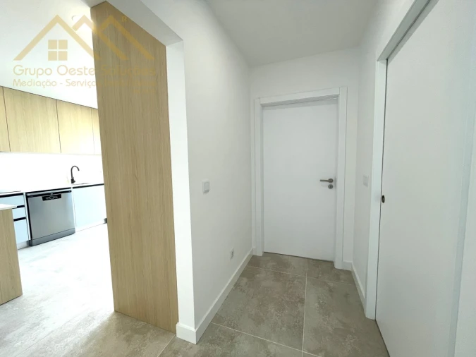 Apartamento T2 para Venda em Santa Maria, São Pedro e Matacães Foto 12